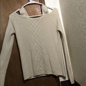 Long sleeve knit sweater
